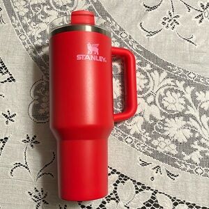 Stanley Red Tumbler in Valentine Red with pink with Lid and Straw